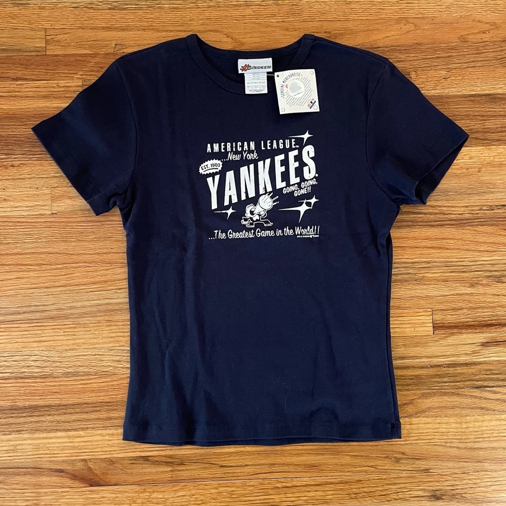 NWT Official MLB Yankees Girls Navy Sparkly Cartoon Logo TShirt, Size L